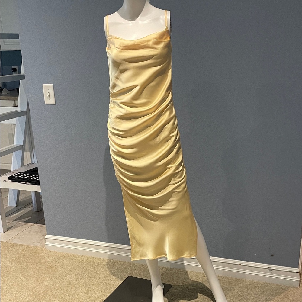 NWT!! HELLO MOLLY YELLOW DRESS